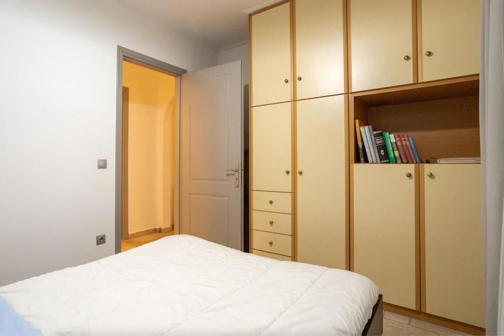 Apartament Parou *